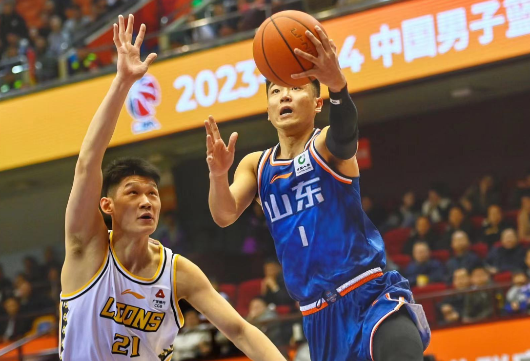 成都蓉城发布备战花絮，加时末段更衣室发声，CBA常规赛任务艰巨，细节决定成败的简单介绍-九游娱乐APP